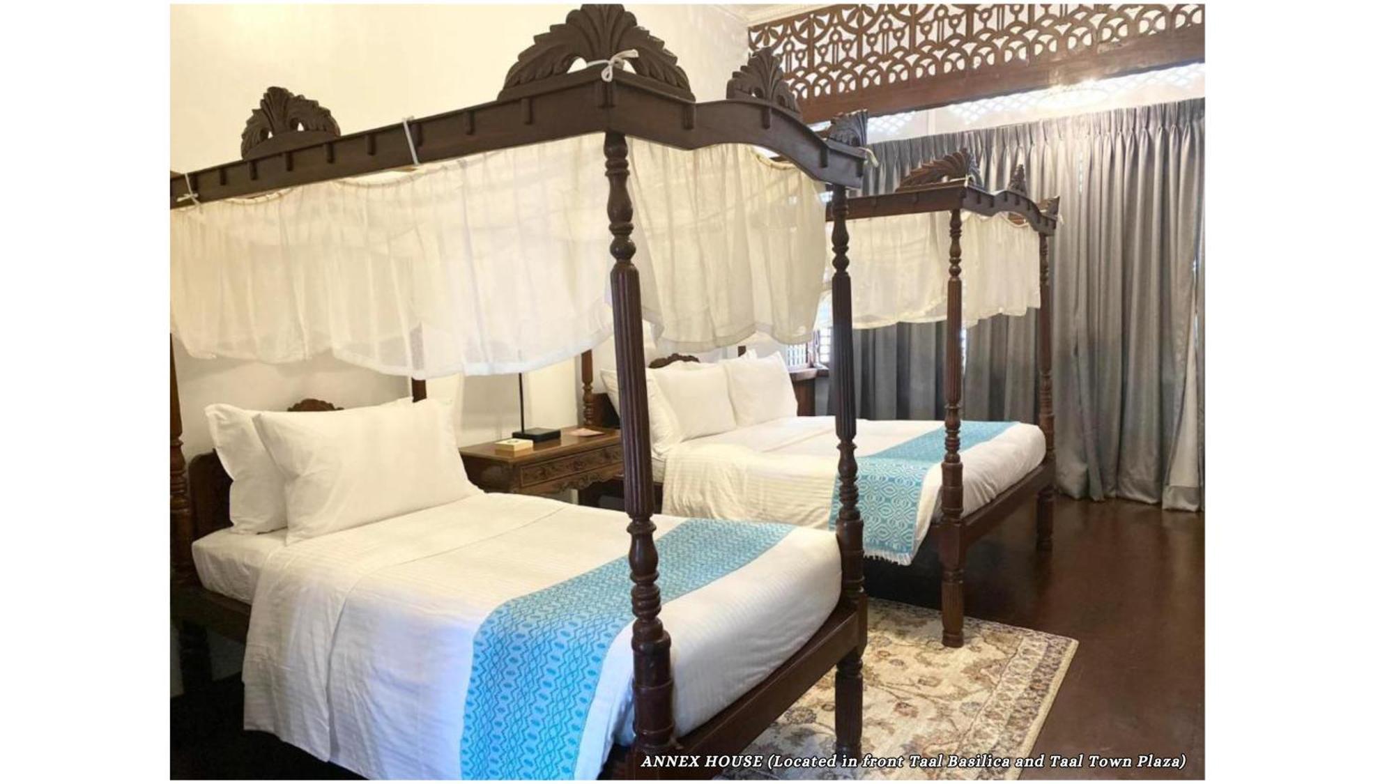 Paradores Del Castillo Taal Екстериор снимка