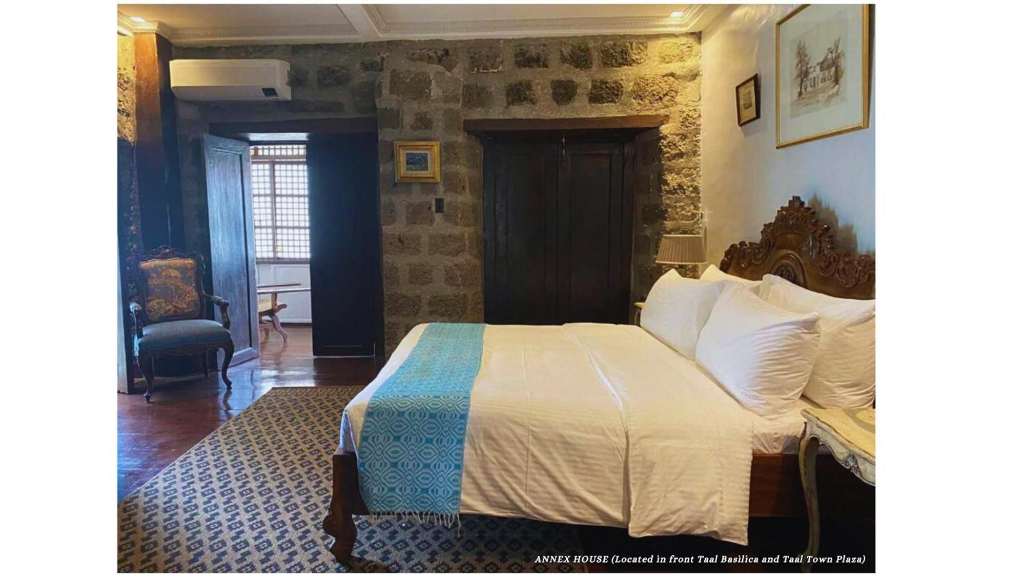 Paradores Del Castillo Taal Екстериор снимка